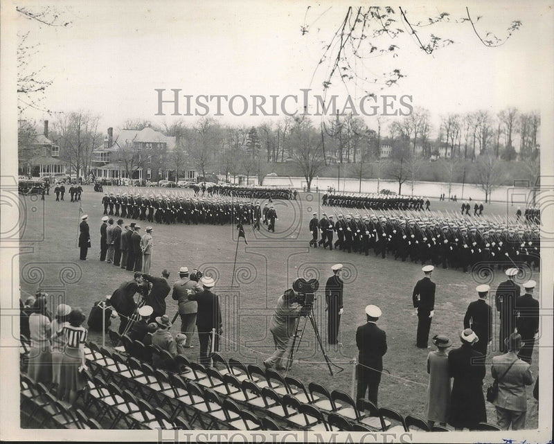 Load image into Gallery viewer, 1940 Press Photo Midshipman at the U.S. Naval Academy passing in review
