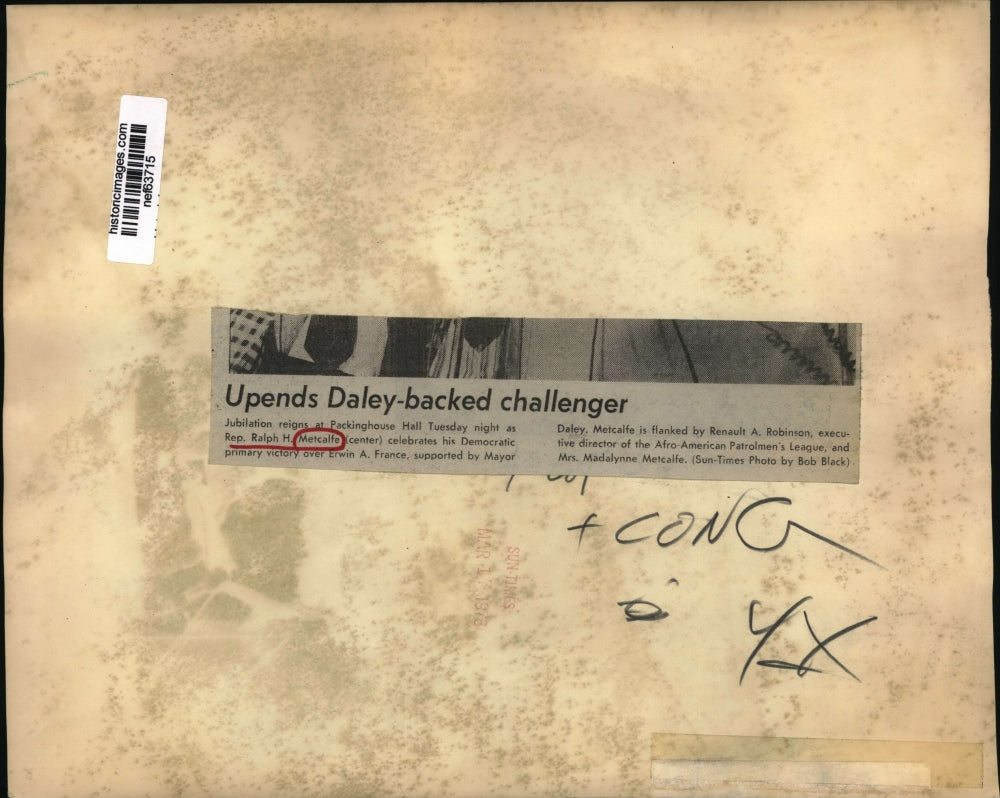 Press Photo Ralph Metcalfe Celebrates Democratic Primary Victory - nef63715