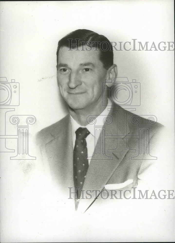 1960 Press Photo Bill McKinley, American League Baseball umpire - nef63975
