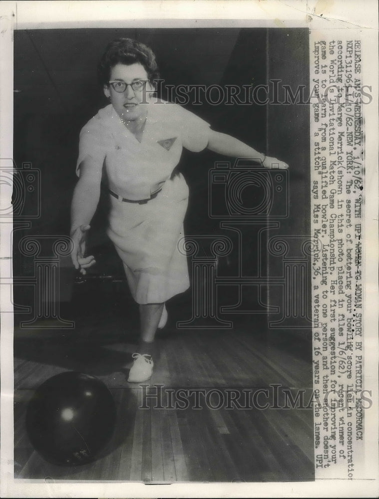1962 Press Photo Marge Merrick at World Invitation Match Game Bowling Tournament