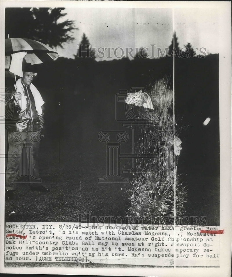 Load image into Gallery viewer, 1949 Press Photo Ben Smith at National Amateur Golf Championship, Rochester, NY
