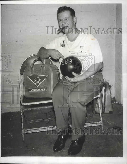 1958 Press Photo Bowler Ed Lubanski - nef64311