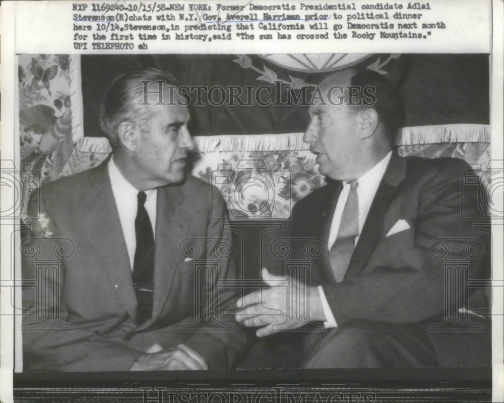 1958 Press Photo Adlai Stevenson with Averell Harrison Before Political Dinner