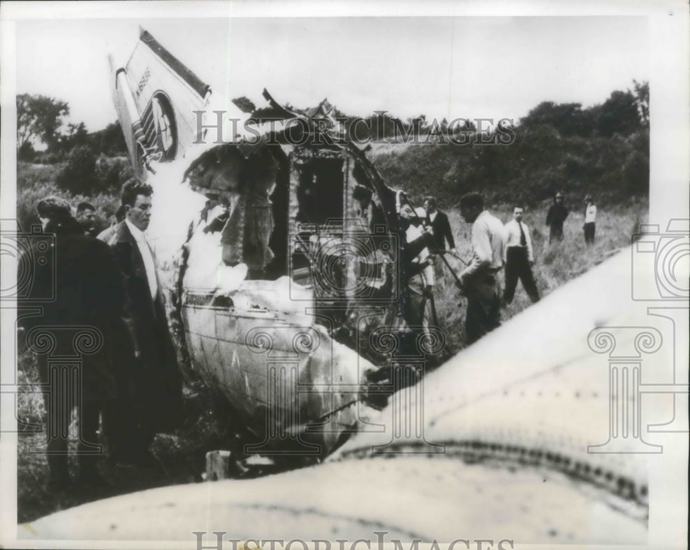 1950 Press Photo Ten Injured &amp; 13 Killed in  Douglas DC-5 Robinson Plane Crash- Historic Images