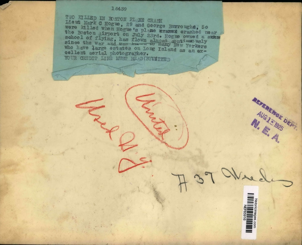 1925 Press Photo Lt.Mark C.Hogue plane crashed near Boston Airport - nef65916