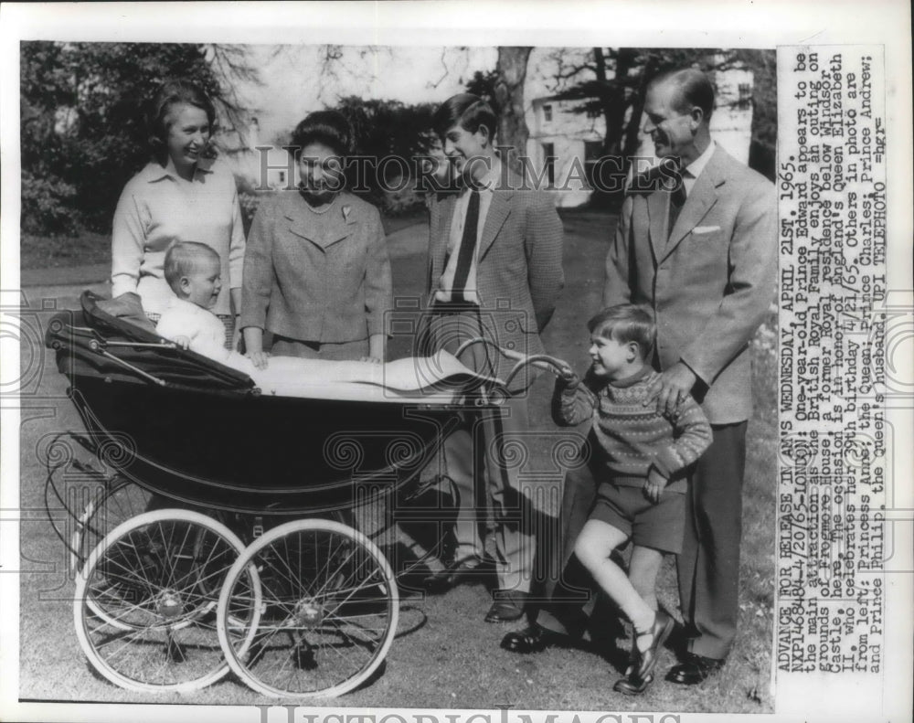 1935 Press Photo Queen Elizabeth Celebrates her 39th Birthday at Frogmore House- Historic Images
