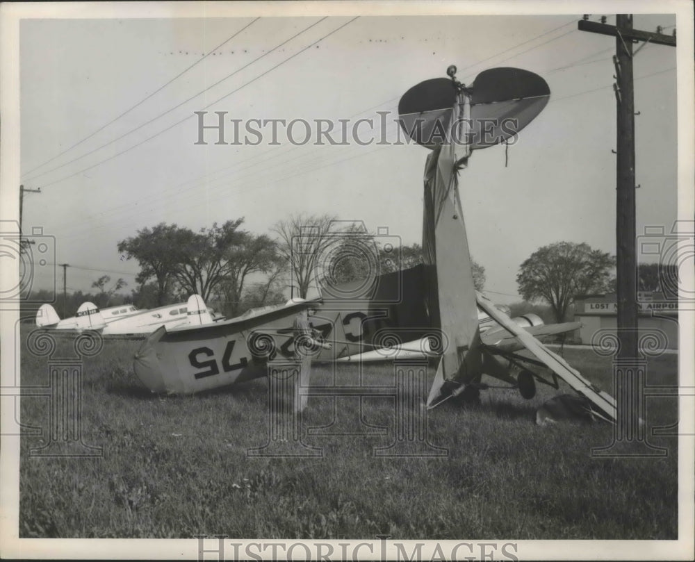 1946 Press Photo Piper Cub torn from its mooring at Lost Nation Airport - Historic Images