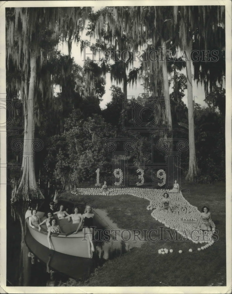 Load image into Gallery viewer, 1938 Press Photo Ladies at Florida's Park - nef67469
