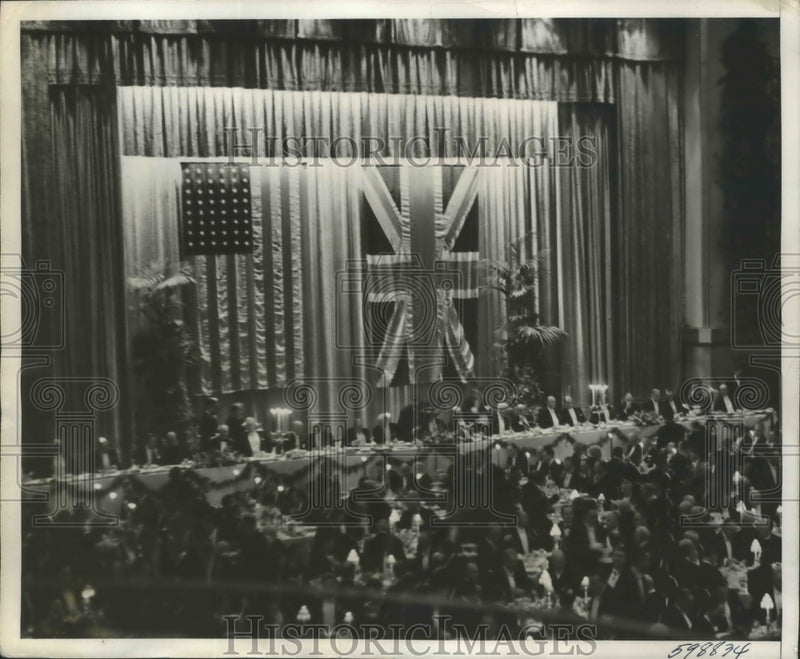 Load image into Gallery viewer, 1941 Press Photo General View at the Pilgrim's Dinner at Waldorf-Astoria Hotel
