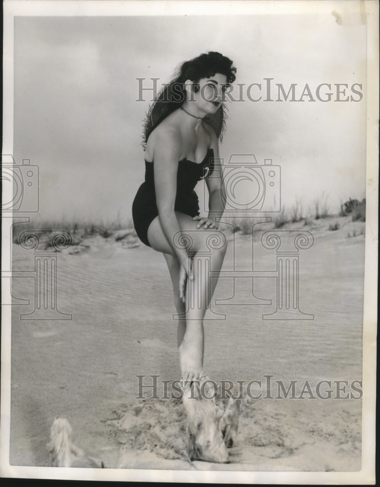 1956 Press Photo Toni Emerson, Miss Hampton Beach, Contest New Hampshire Resort