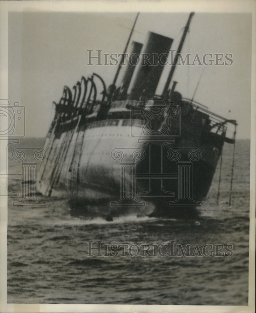 1939 Press Photo French Bretagne Sinks After German U-Boat Torpedo Attack 7 dead