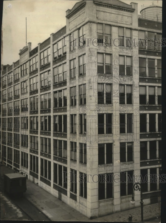 Press Photo Long Island University - nef69660