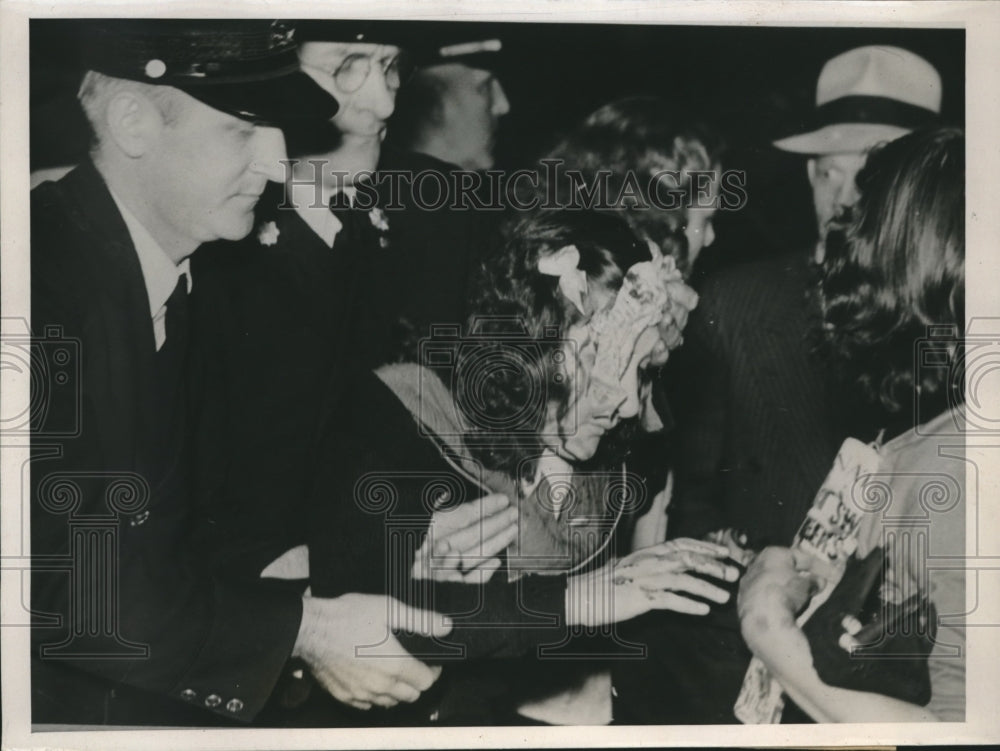 1940 Press Photo Betty Wilson is Injured at Willkie Reception in Detroit