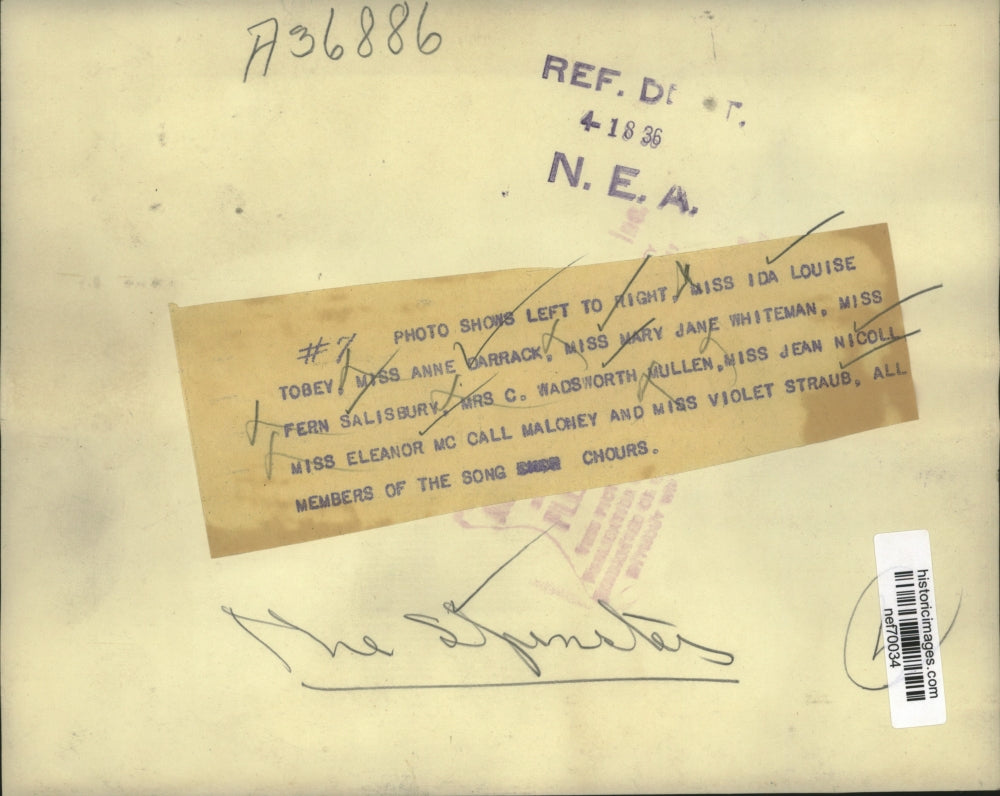 1936 Press Photo Members of the Song Chorus present their numbers - nef70034