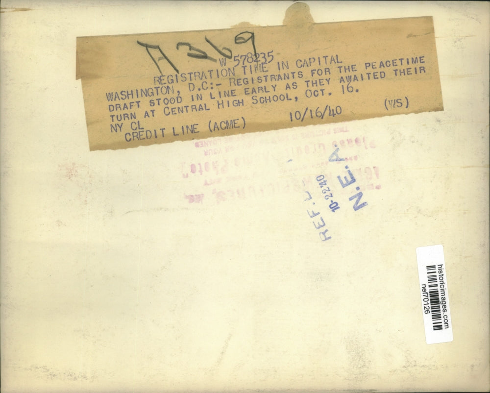 1940 Press Photo Scene of Peacetime Draft registration at Central High School