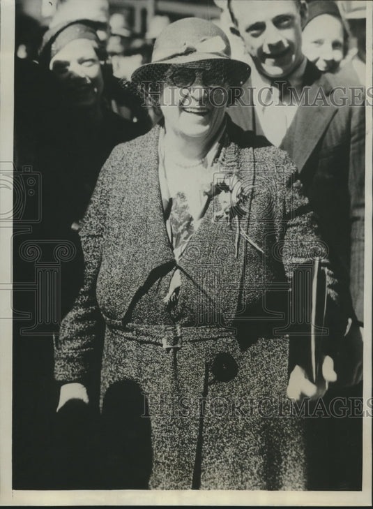 1934 Press Photo Mrs. Iona Belle Bowles honored as "Most Mother In Law"