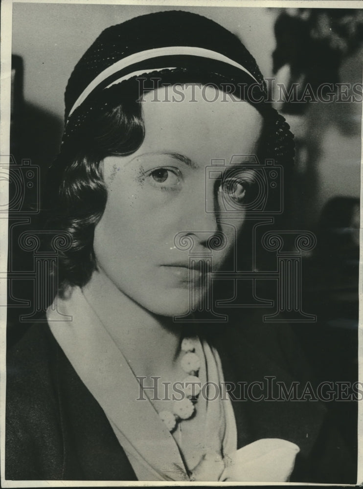 1932 Press Photo Louise Bradbury as she appeared in court today - nef70933