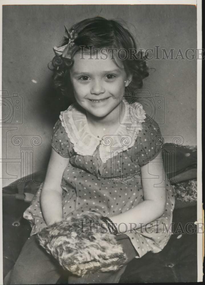 1937 Press Photo Shelia Ann Tomlinson at center of court battle between parents- Historic Images