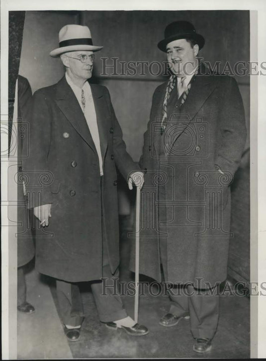 1933 Press Photo Edward J. Meaney and Vincent Connor, Des Plaines, Ill Attorney