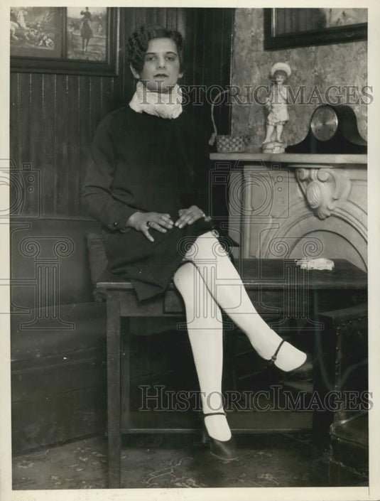 1929 Press Photo Miss Anna White Brings Suit Against Broker in Camden, NJ