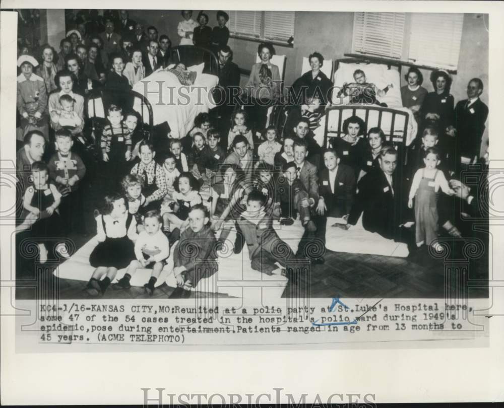 1950 Press Photo 47 patients reunited at polio party at St Luke's Hospital