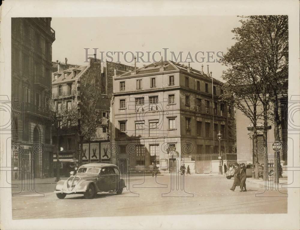 1938 Press Photo Street view of the Square of St. Philippe du Roule in Paris- Historic Images