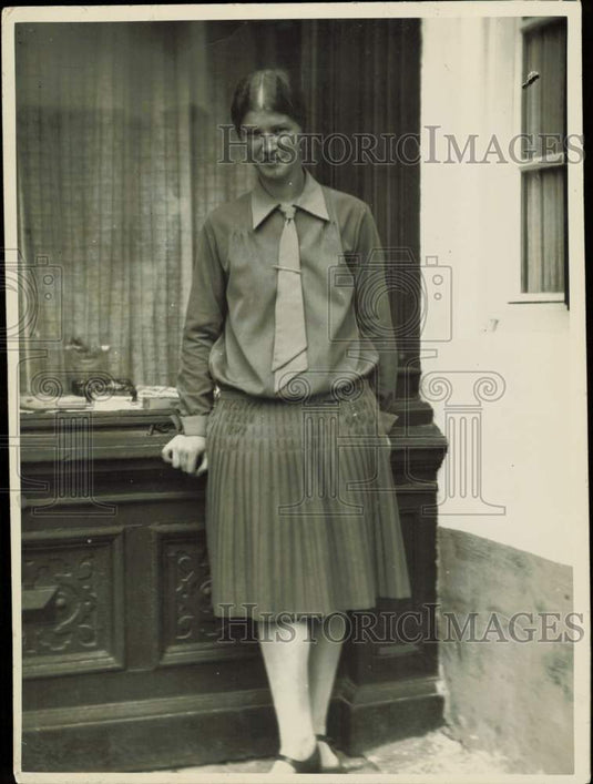 1930 Press Photo Anni Rutz, stars as "Mary" in Passion play, Germany - nei07137- Historic Images