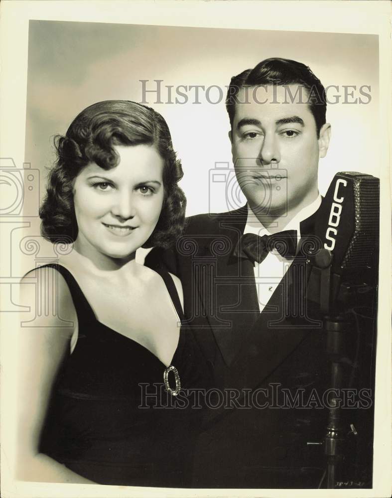 1938 Press Photo Mary Eastman and Bill Perry of CBS &quot;Saturday Night Serenade&quot;- Historic Images