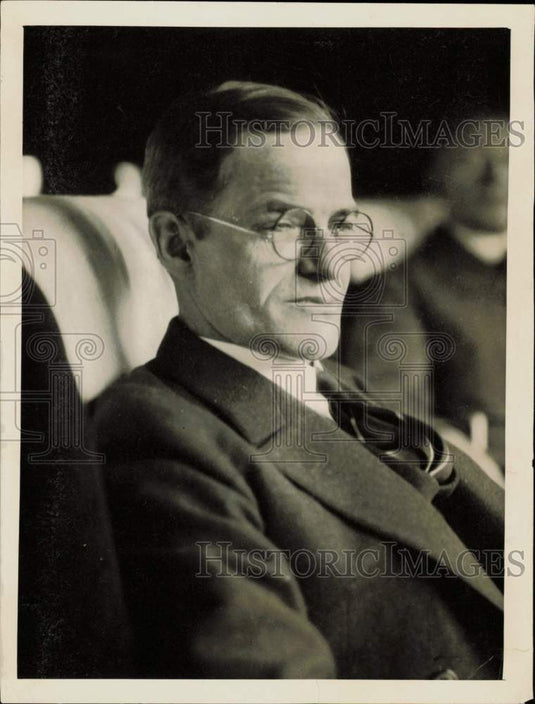1923 Press Photo National Bank of Warren president Frank Taylor on the train- Historic Images