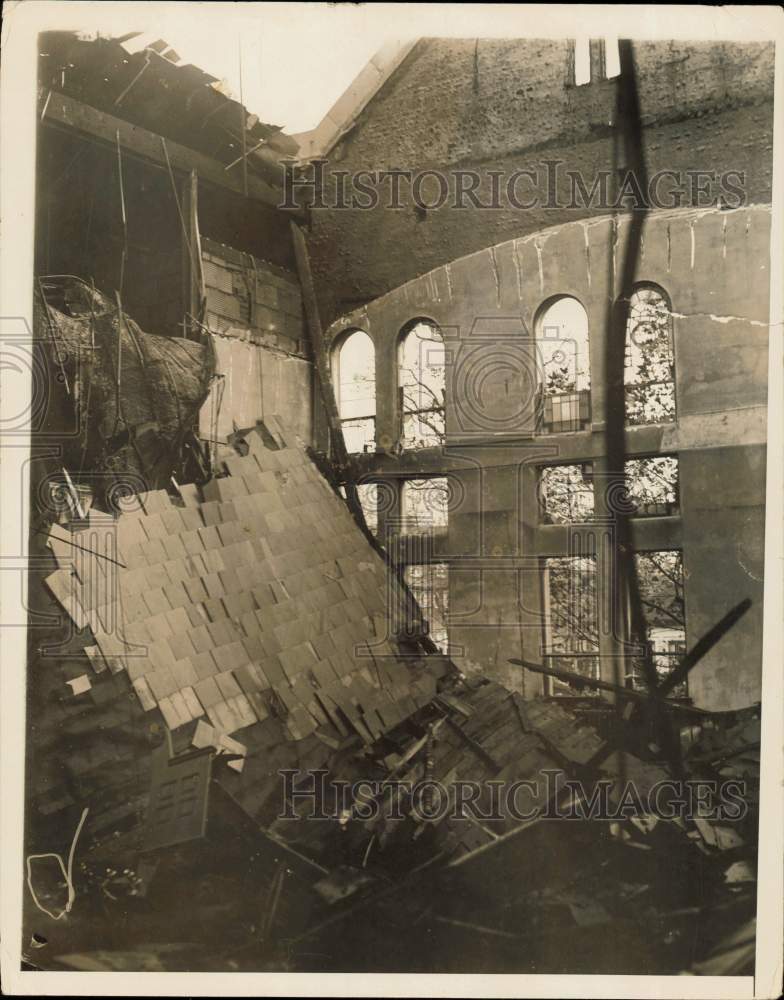 1931 Press Photo Ruins of a church after a fire broke out - nei18073- Historic Images