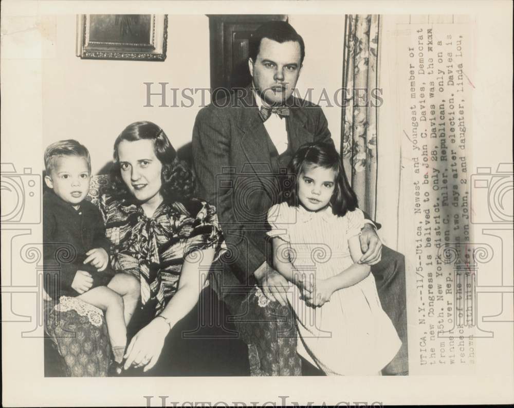 1948 Press Photo Congressman John C. Davies with his wife and children, New York- Historic Images