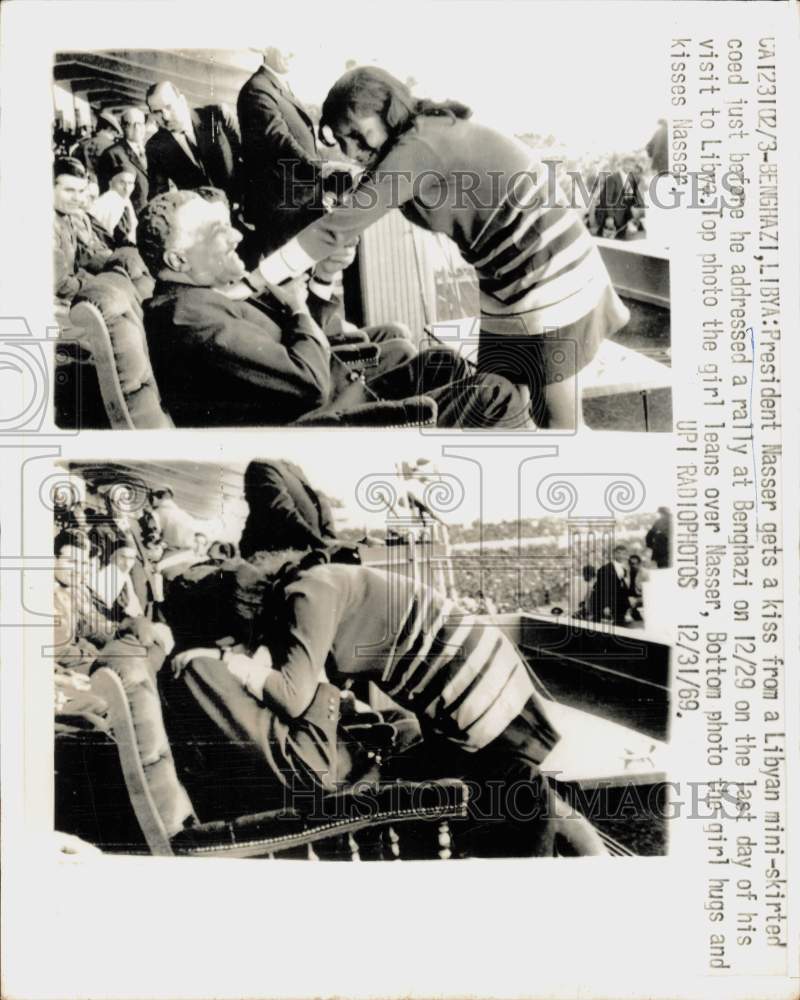 1970 Press Photo President Nasser gets kiss from coed at rally in Benghazi- Historic Images