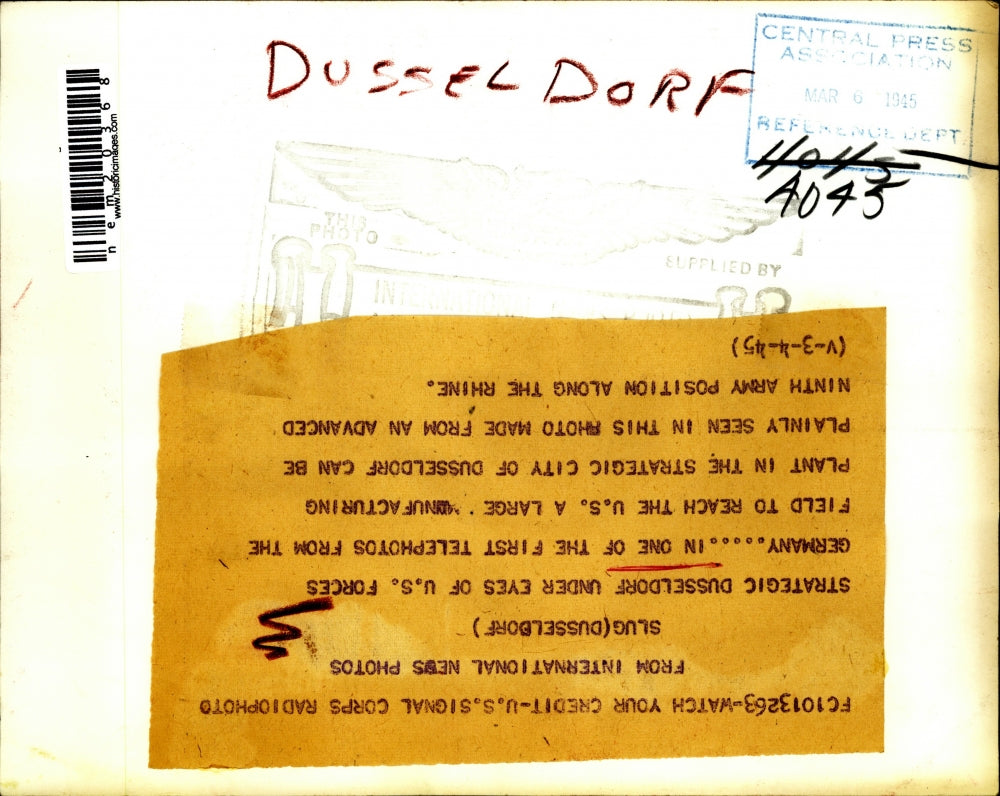 1945 Press Photo Strategic Dusseldorf under the eyes of US forces in Germany