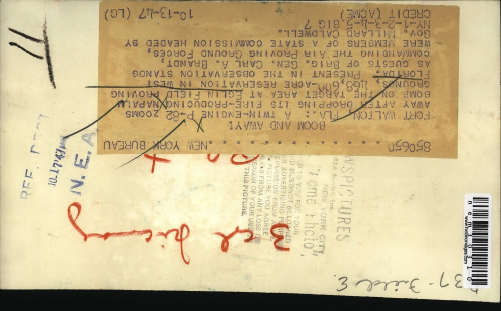 1947 Press Photo Ft Walton, Fla, P-82 bomber at practice at Eglin Field