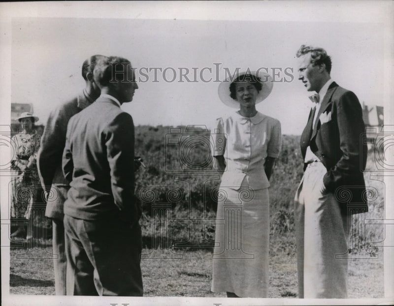 Load image into Gallery viewer, 1937 Press Photo Charles Bernadotte the Princess &amp; King Leopold at Golf Club
