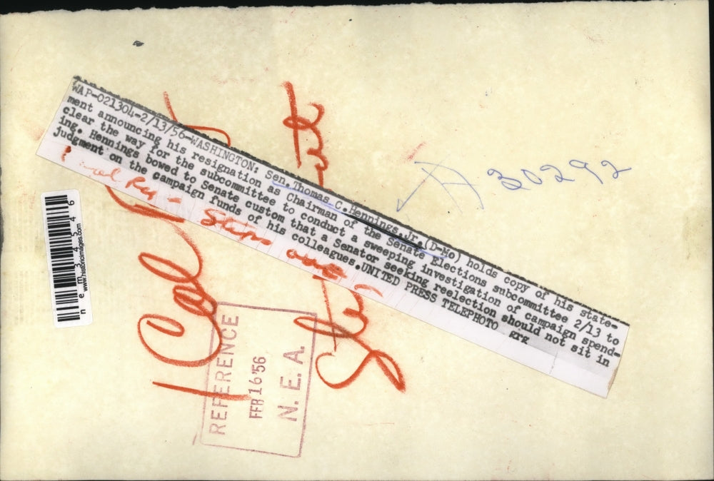 1956 Press Photo Sen TC Hennings Jr Chair of Senate Elections commission resigns