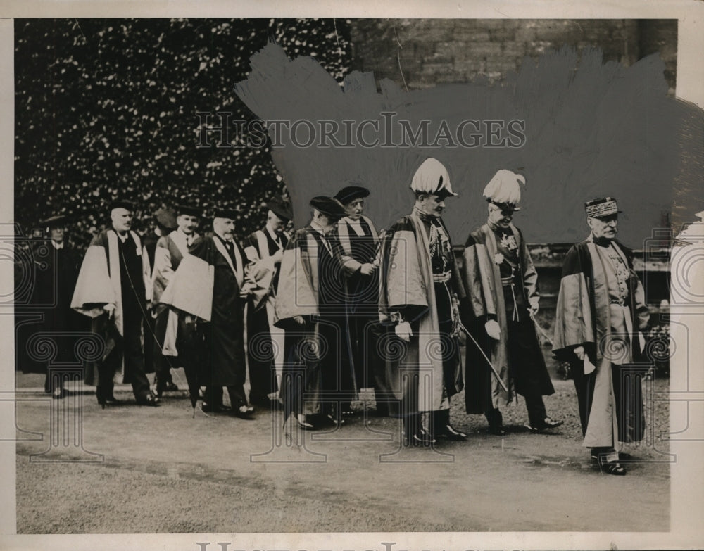 1927 Press Photo Famous Generals Awarded Degrees From Oxford University- Historic Images