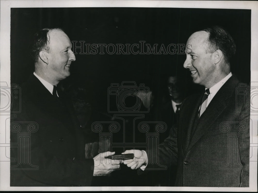 1938 Press Photo Justice Black Awarded Thomas Jefferson Medal - nem35263- Historic Images