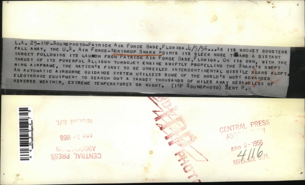 1956 Press Photo U.S. Air Force Northrop Snark Points Nose Toward Distant Target