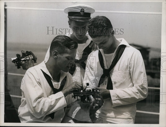 1937 Press Photo US Naval Academy Midshipmen on the Destroyer Erie in New York