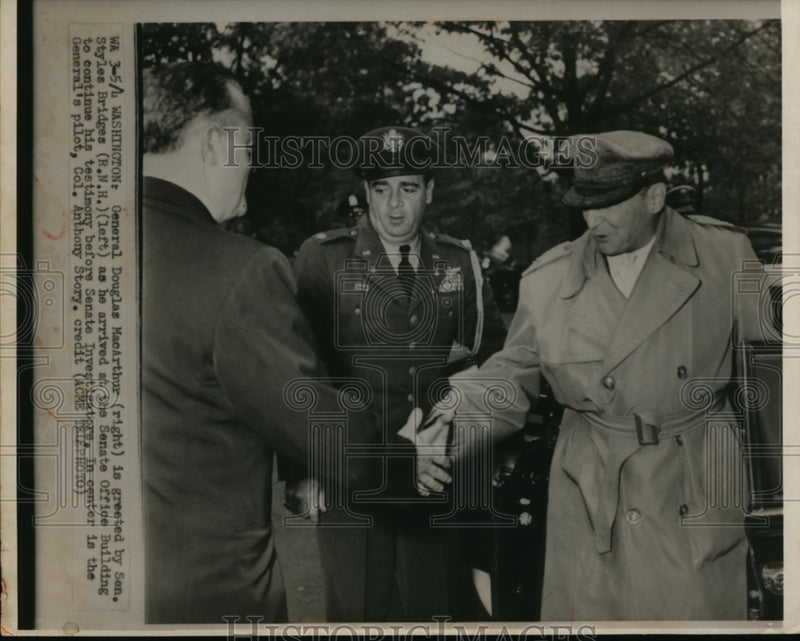 Load image into Gallery viewer, 1951 Press Photo Gen MacArthur Greeted by Senator Styles Bridges Upon Arrival
