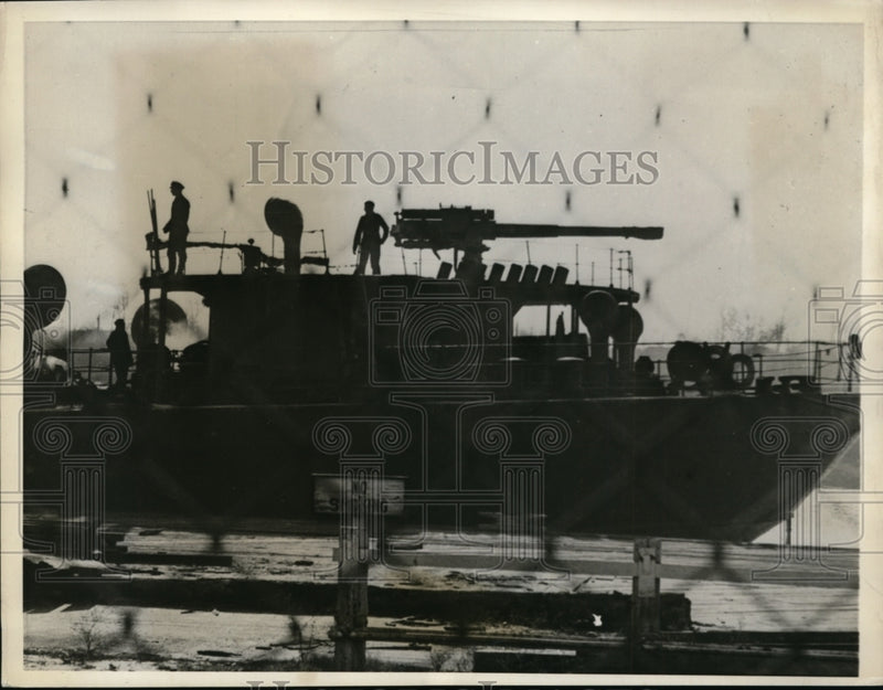Load image into Gallery viewer, 1941 Press Photo British Freighter Oregon Sails from Blaumont, TX w/ Scrap Iron
