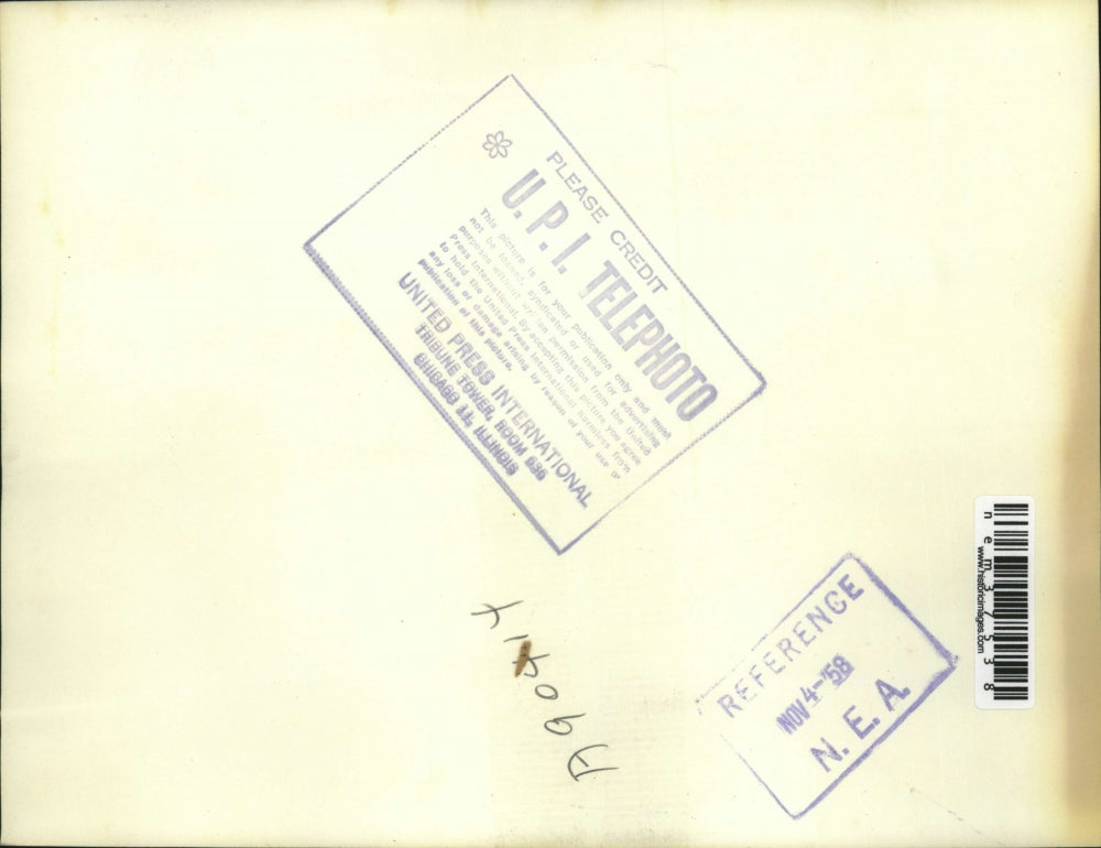 1958 Press Photo Lt Clifton McClure and wife Roberta at press conference