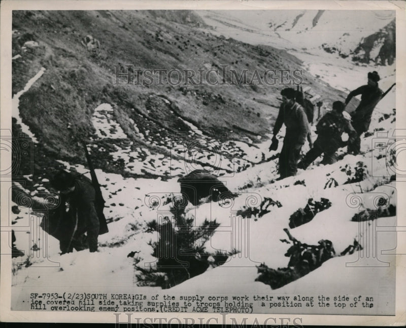 Load image into Gallery viewer, 1951 Press Photo US Army Supply Corps in Snow in South Korea - nem38276
