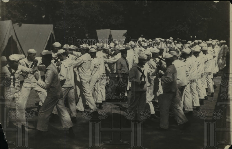 Load image into Gallery viewer, 1918 Press Photo US Navy sailors enjoys some sports time at a base - nem38790
