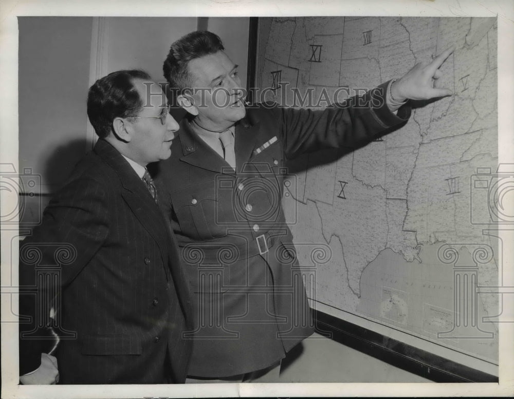 1944 Press Photo DC Maj Gen Lewis B Hershey & William Haber of manpower comm
