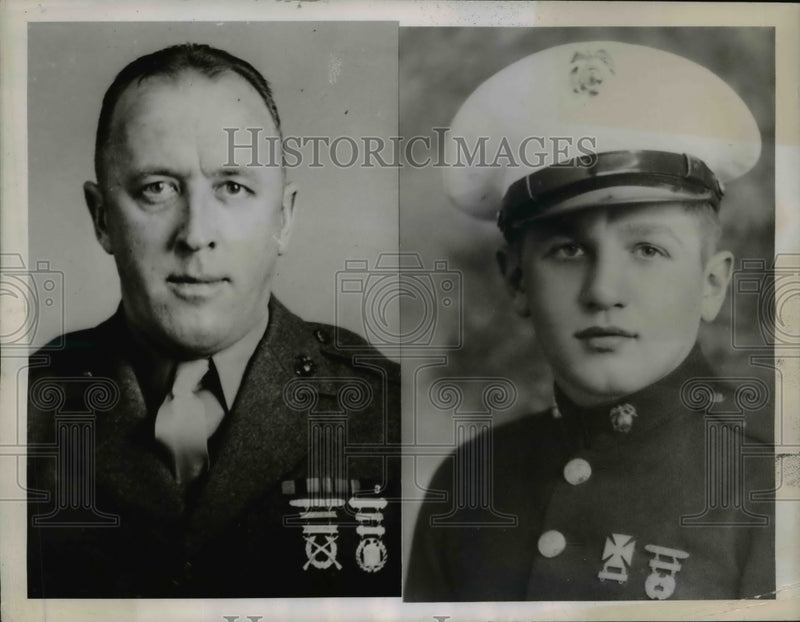 Load image into Gallery viewer, 1945 Press Photo Seattle WA f/ Sgt Stanley E Bronk &amp; Sgt Milton Englin
