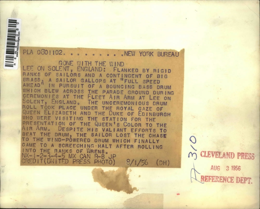 1956 Press Photo Sailor Chases Drum at Fleet Air Arm at Lee on Solent Parade