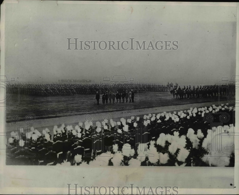 Load image into Gallery viewer, 1929 Press Photo Japan Army Review At Yoyogi Parade Grounds in Tokyo - nem40566
