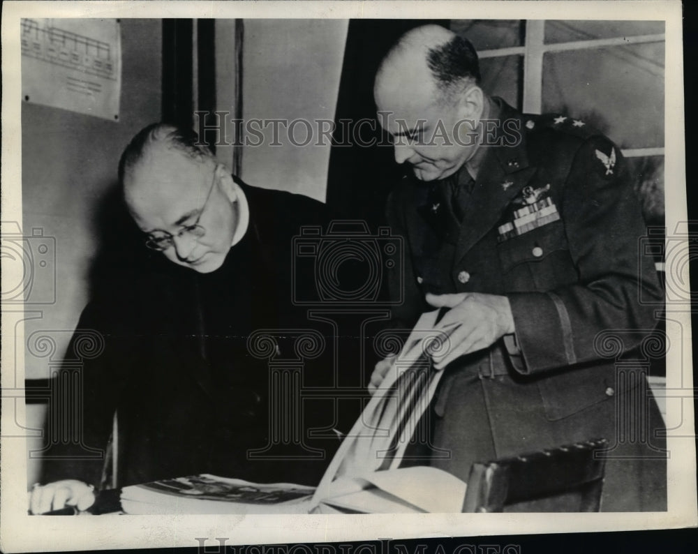 1943 Press Photo Archbishop Francis Spellman looks at pictorial history